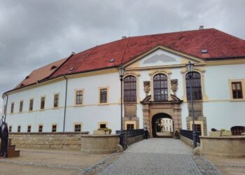 Zámek Děčín5