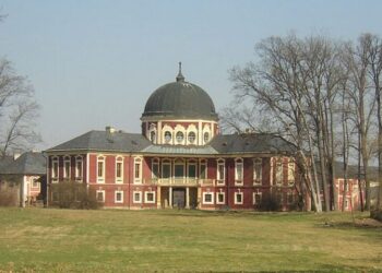zamek veltrusy