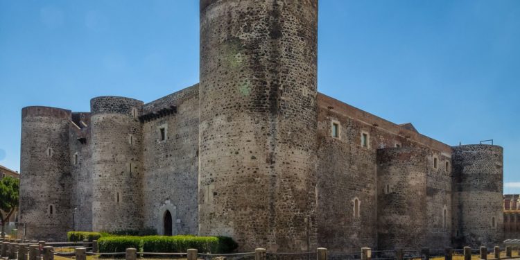 castello-ursino-katanie