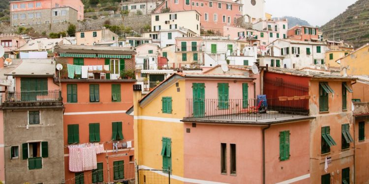 vernazza-budovy