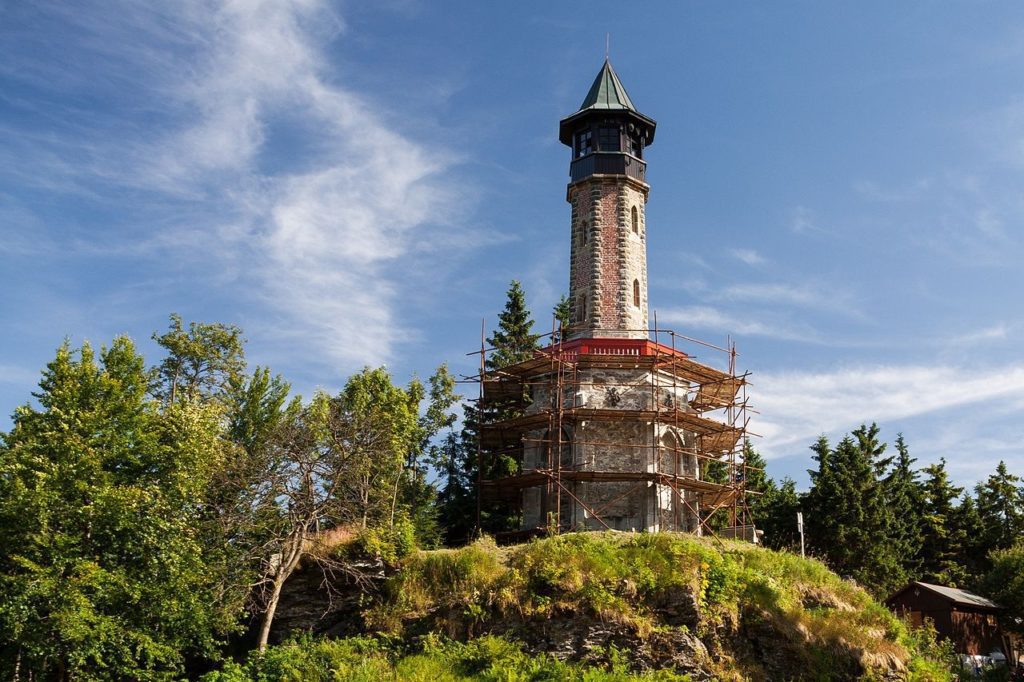 rozhledna-stepanka-budova rozhledna-stepanka-budova