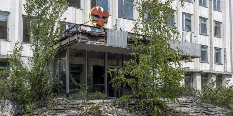 budova-council-mesto-pripyat