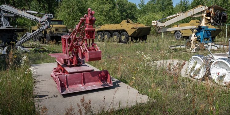 cernobyl-robot-na-cisteni-a-uklid