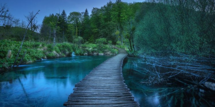 drevena-lavka-plitvice