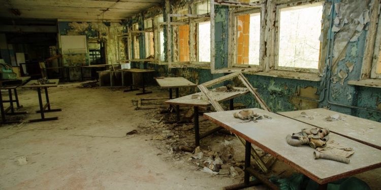 interier-opustene-budovy-pripya-ukrajina