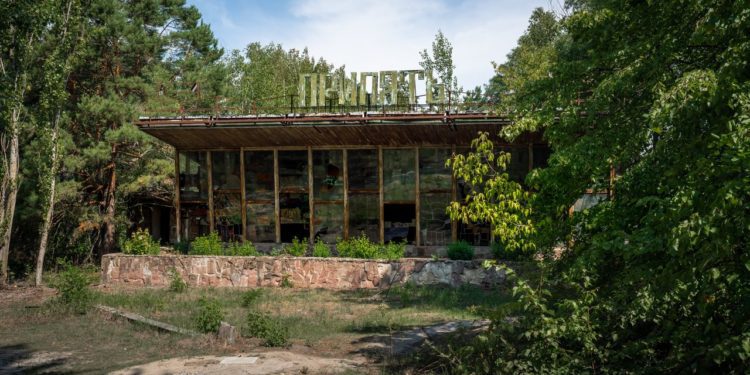 kavarna-ve-meste-pripyat-cernobyl