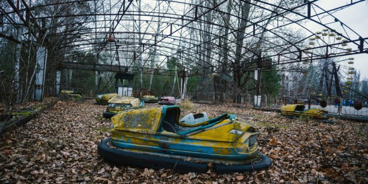 opusteny-zabavny-park-ve-meste-pripyat
