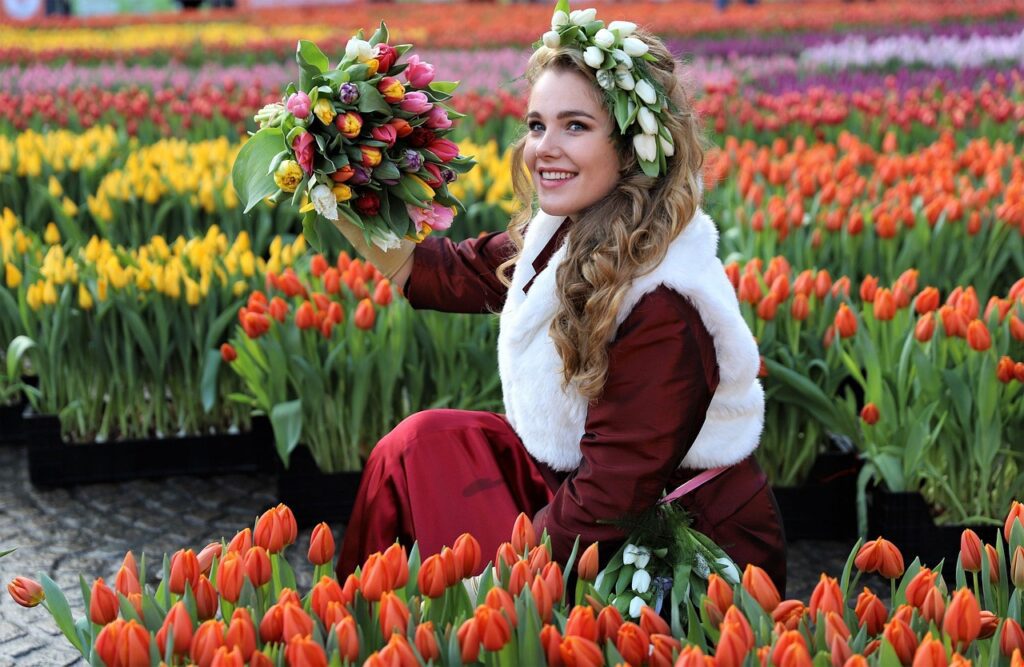 amsterdam andybellm-woman-7977838-1280