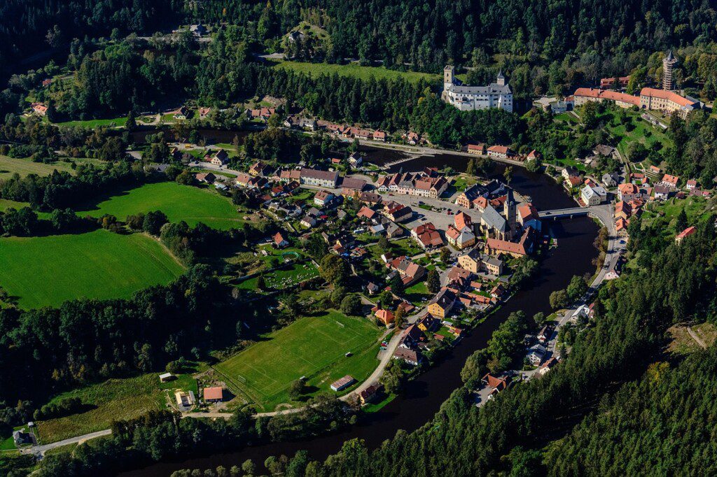 lipno jirkamanek-june-5191800-1280