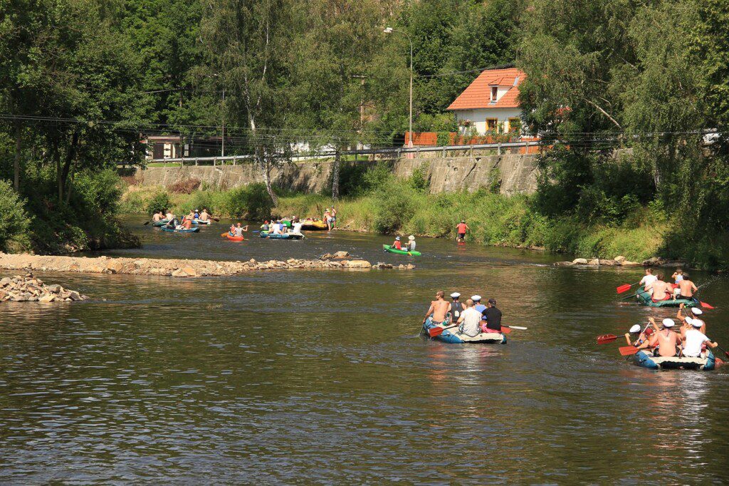 petrfrommoravia-rowboat-405413-1280