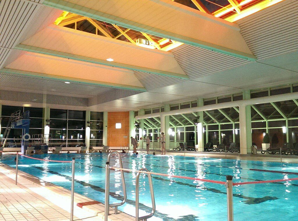 bazen chaensel-swimming-pool-310448-1280